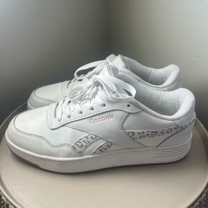 Women’s Reebok Sneaker